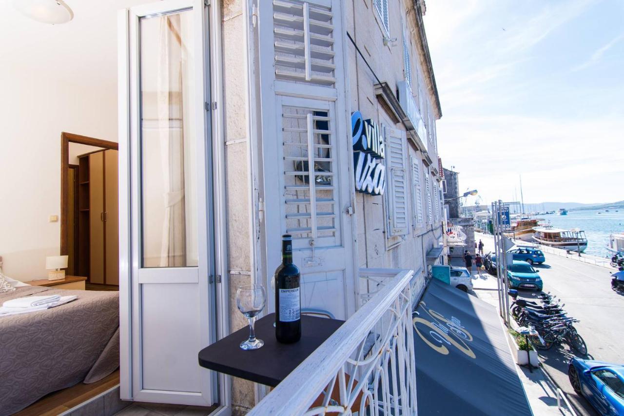 Vila Liza Bed & Breakfast Trogir Exterior photo