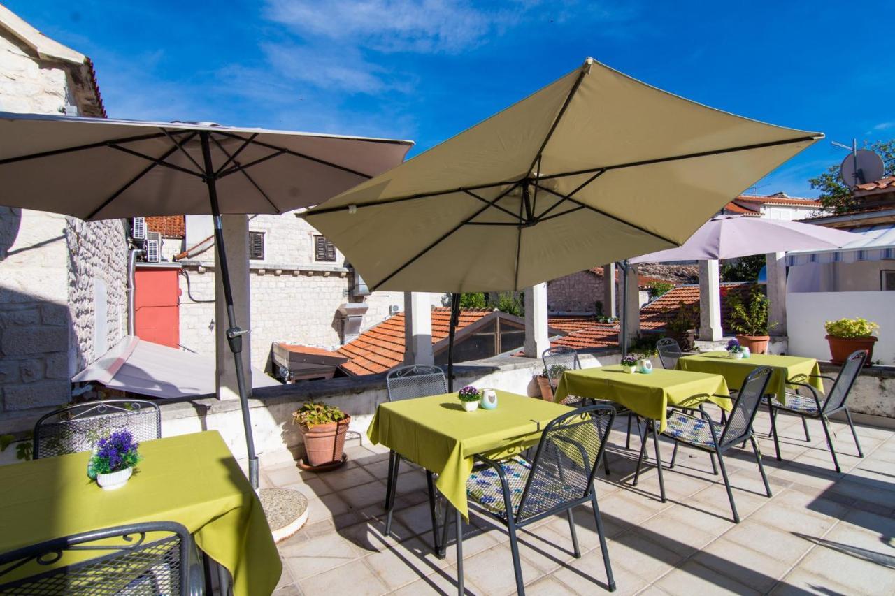 Vila Liza Bed & Breakfast Trogir Exterior photo