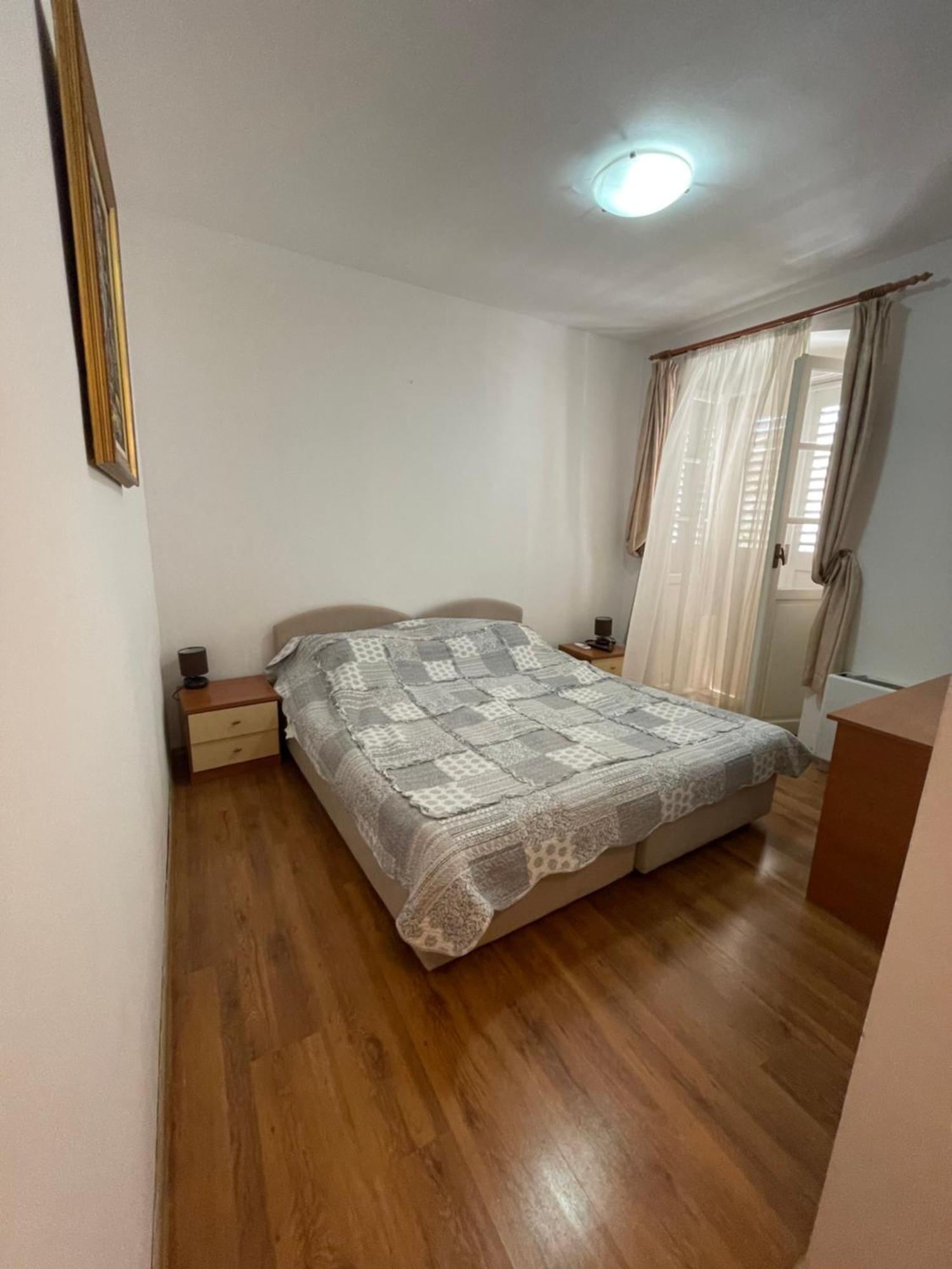Vila Liza Bed & Breakfast Trogir Exterior photo